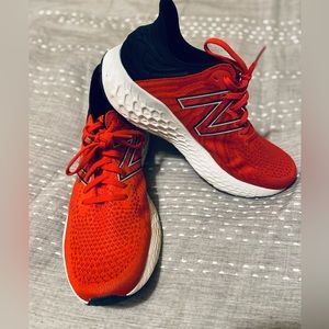 EUC Men’s New Balance Fresh Foam 1080